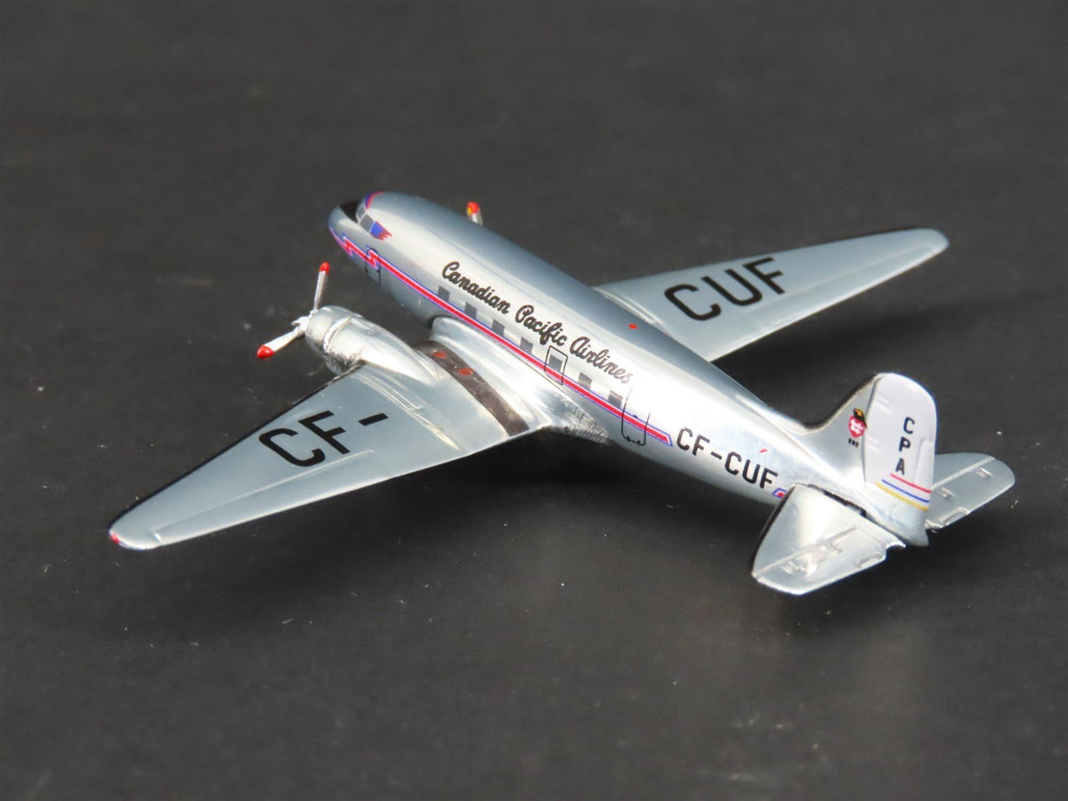 1:400 Scale AeroClassics Die-Cast CP &quot;Polished Livery&quot; Douglas DC-3 CF-CUF