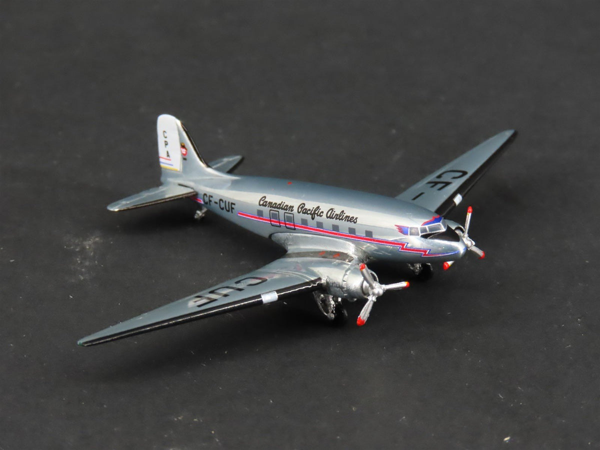 1:400 Scale AeroClassics Die-Cast CP &quot;Polished Livery&quot; Douglas DC-3 CF-CUF