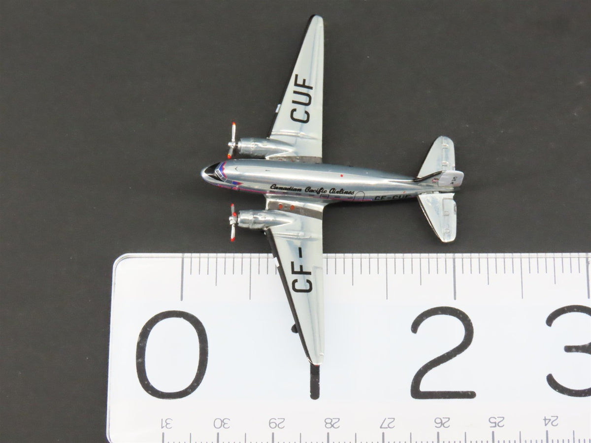 1:400 Scale AeroClassics Die-Cast CP &quot;Polished Livery&quot; Douglas DC-3 CF-CUF