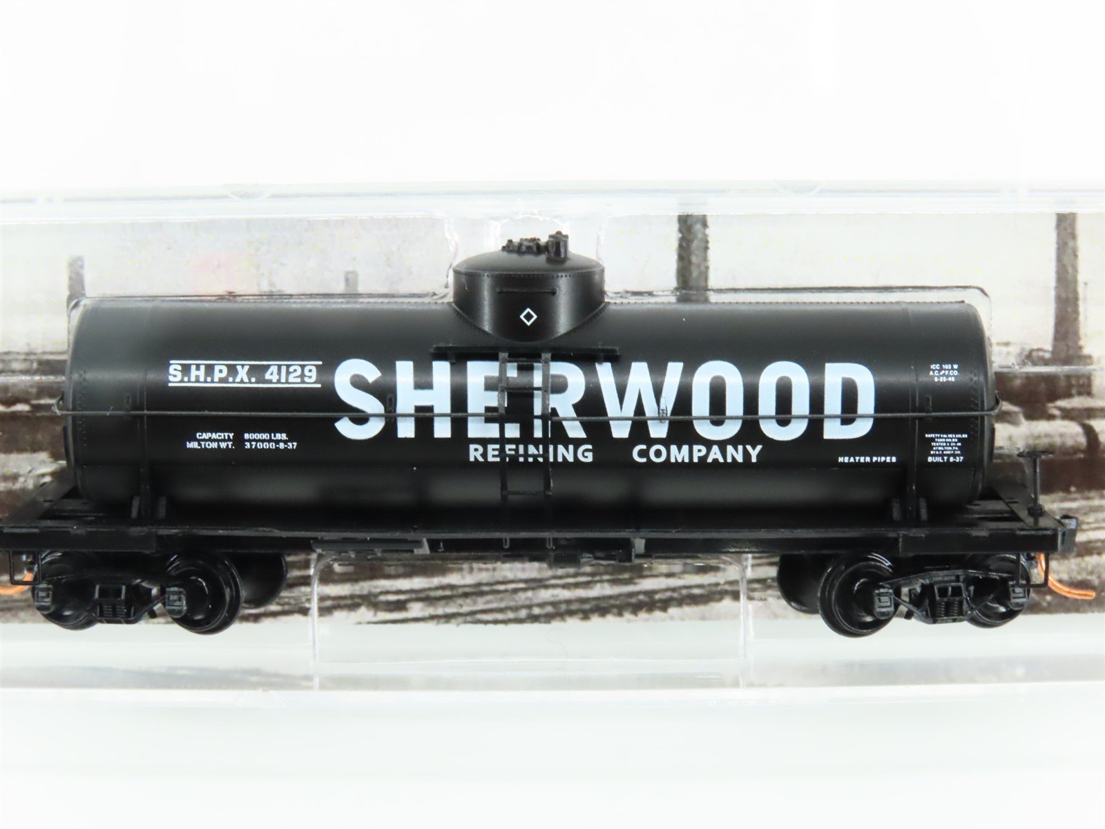 N Micro-Trains MTL 06500760 SHPX Sherwood Refining 39' Single Dome Tank Car 4129