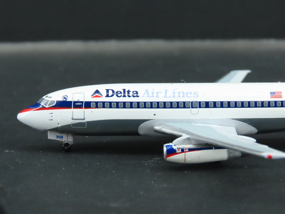 1:400 Aero Classics Die-Cast Delta Air Lines Boeing B-737-232 Aircraft N309DL