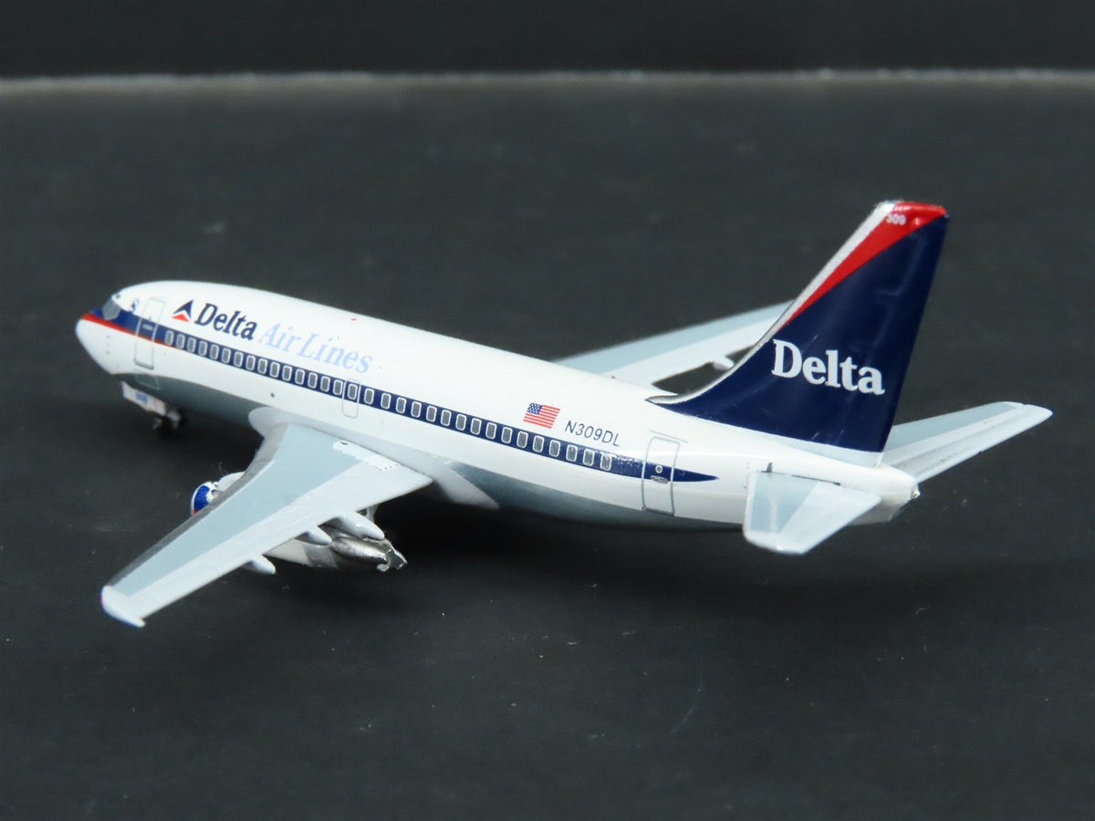1:400 Aero Classics Die-Cast Delta Air Lines Boeing B-737-232 Aircraft N309DL