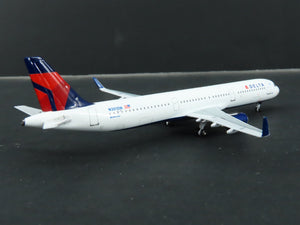 1:400 Aero Classics Die-Cast Delta Air Lines Airbus A321-211 Aircraft N301DN