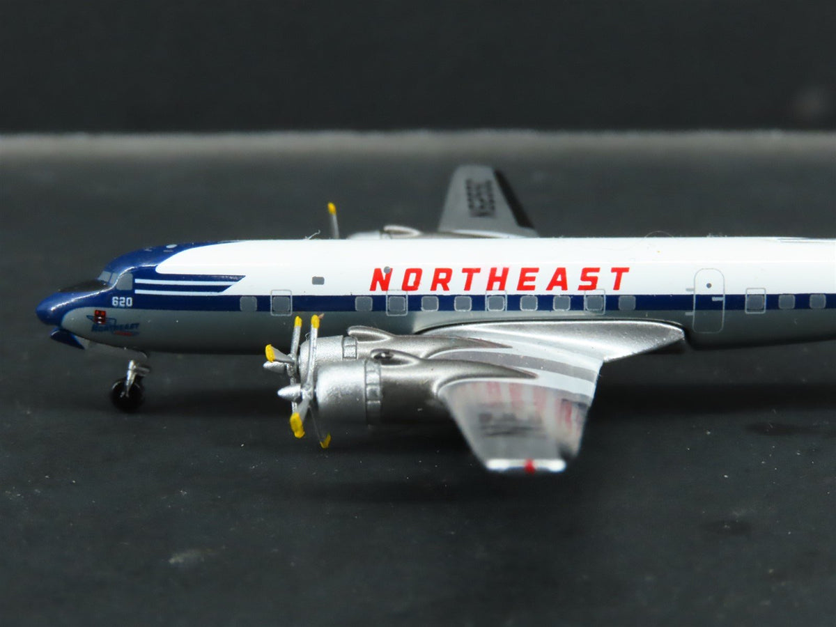 1:400 Aero Classics Die-Cast Northeast McDonnell Douglas DC-6B Aircraft N6255C