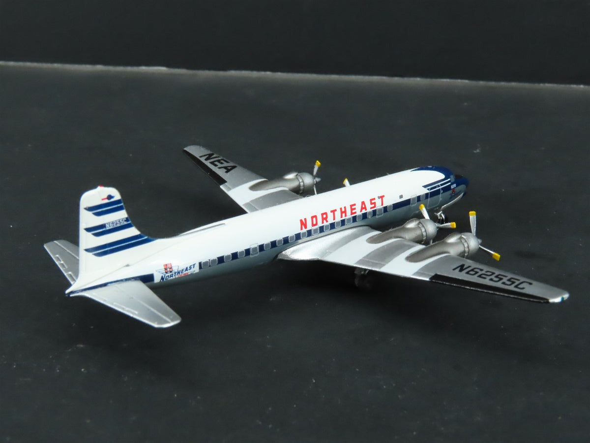 1:400 Aero Classics Die-Cast Northeast McDonnell Douglas DC-6B Aircraft N6255C