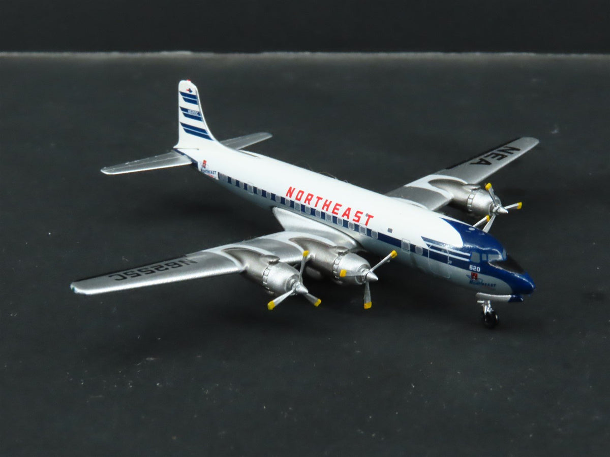 1:400 Aero Classics Die-Cast Northeast McDonnell Douglas DC-6B Aircraft N6255C