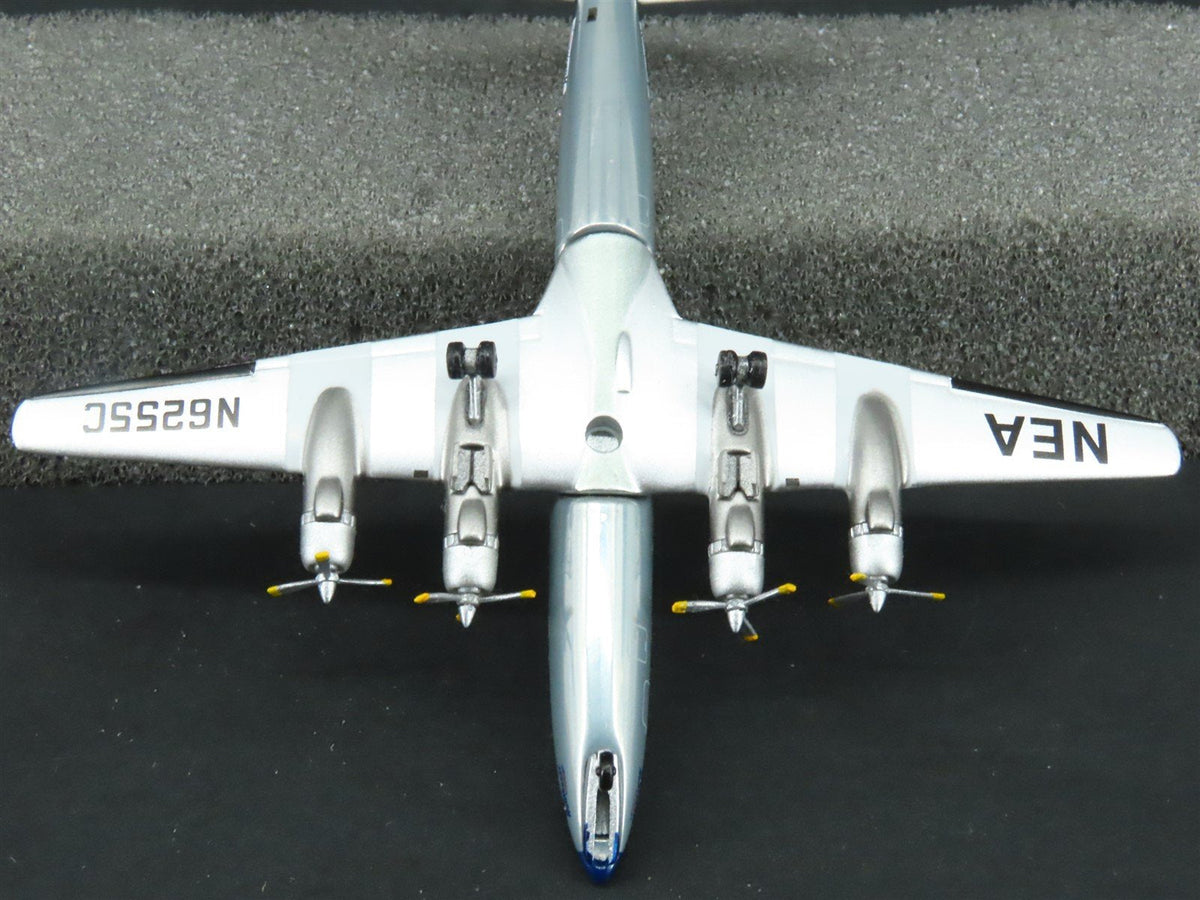 1:400 Aero Classics Die-Cast Northeast McDonnell Douglas DC-6B Aircraft N6255C