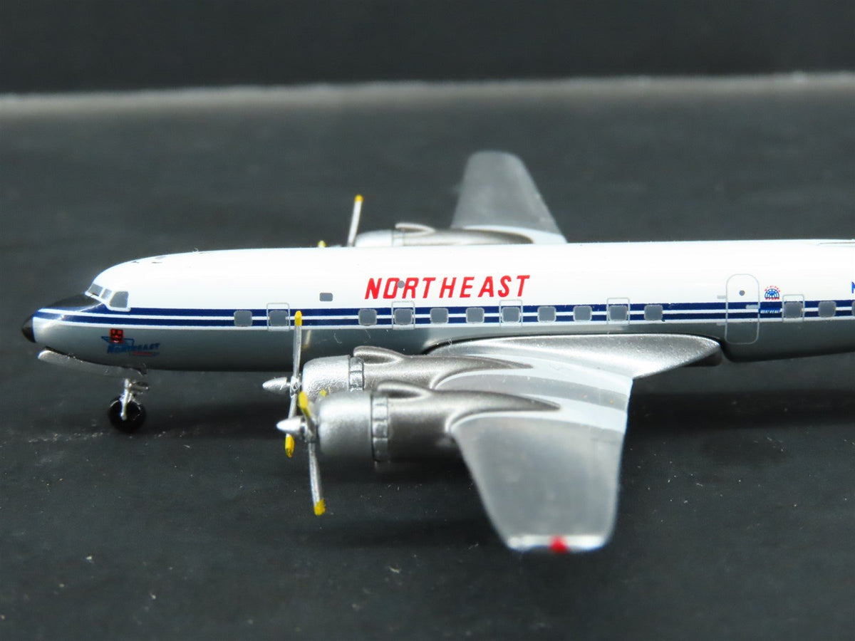 1:400 Aero Classics Die-Cast Northeast Sunliner McDonnell Douglas DC-6B Aircraft