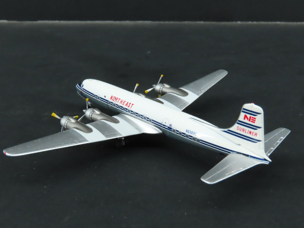 1:400 Aero Classics Die-Cast Northeast Sunliner McDonnell Douglas DC-6B Aircraft
