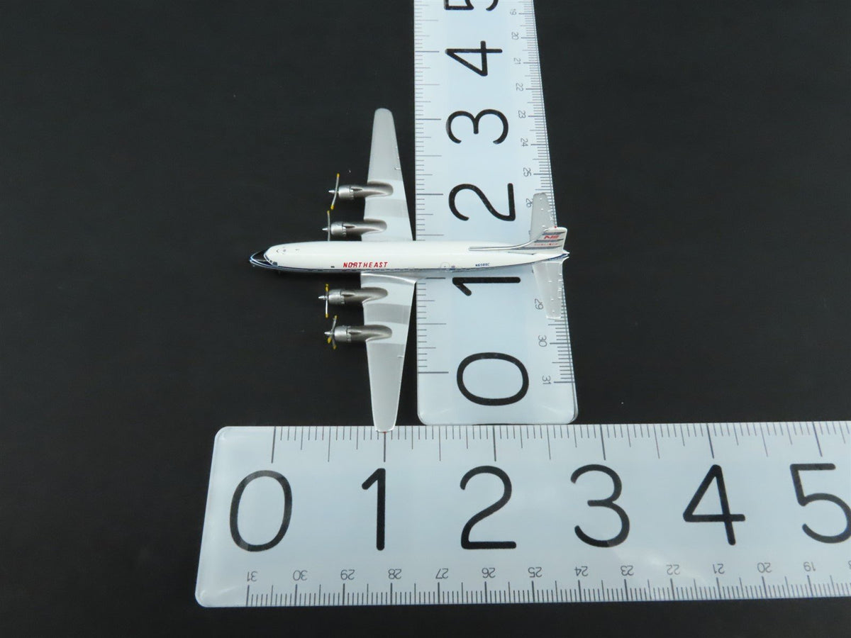 1:400 Aero Classics Die-Cast Northeast Sunliner McDonnell Douglas DC-6B Aircraft