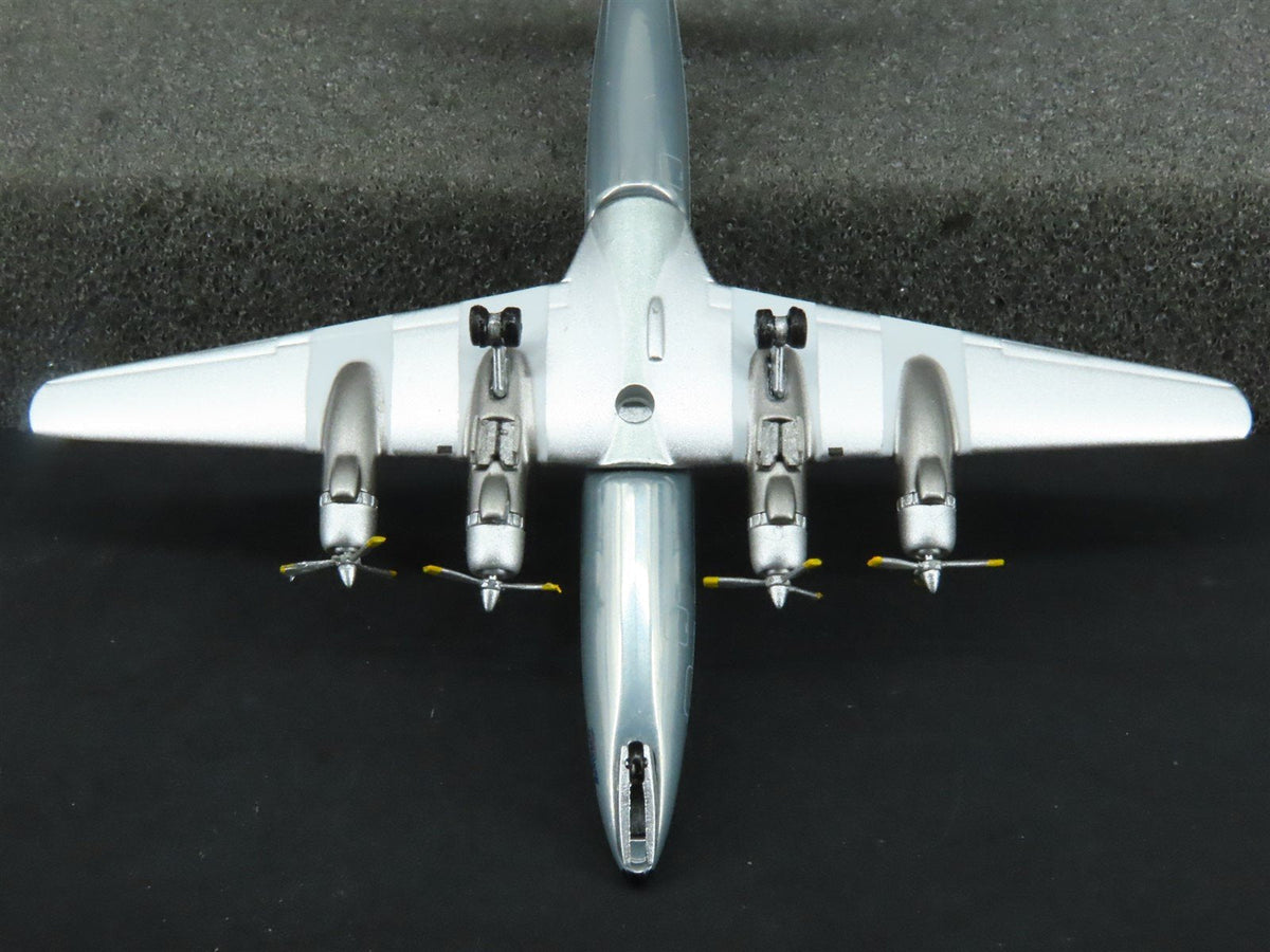 1:400 Aero Classics Die-Cast Northeast Sunliner McDonnell Douglas DC-6B Aircraft