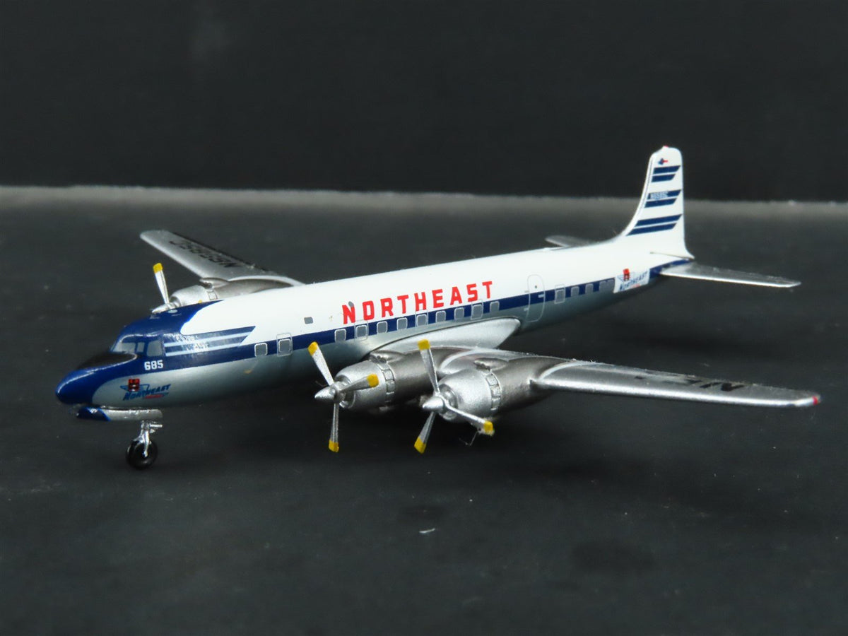 1:400 Aero Classics Die-Cast Northeast Sunliner McDonnell Douglas DC-6B Aircraft