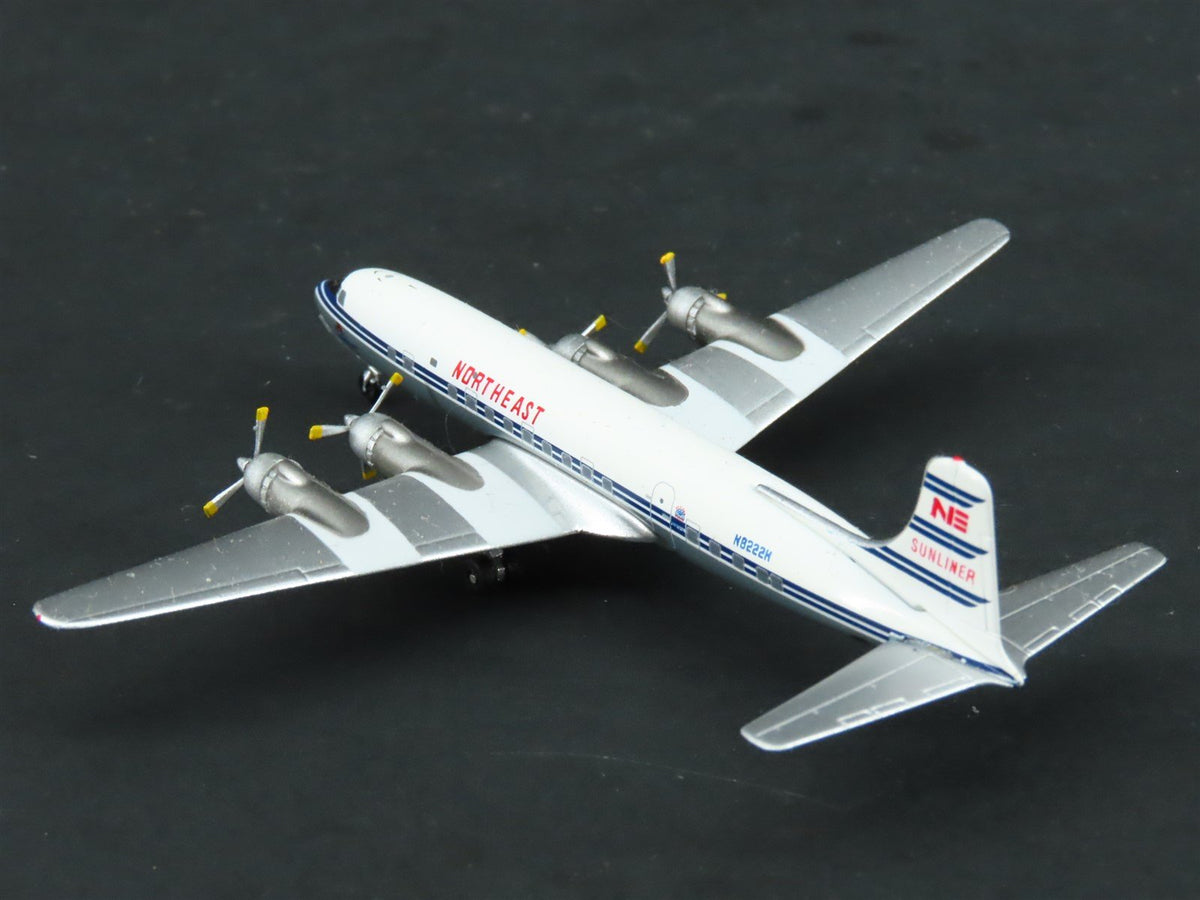1:400 Aero Classics Die-Cast Northeast Sunliner McDonnell Douglas DC-6B Aircraft