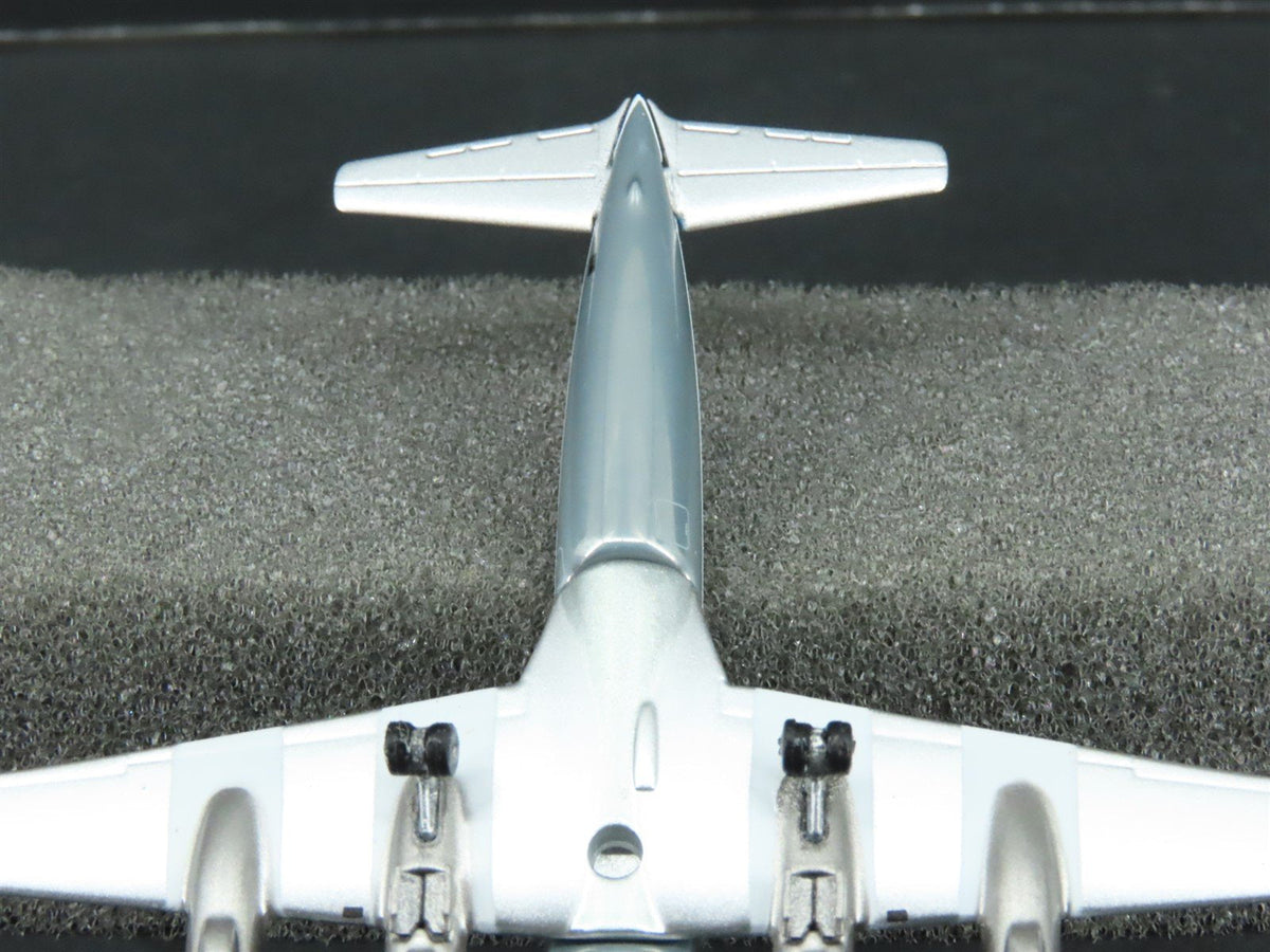 1:400 Aero Classics Die-Cast Northeast Sunliner McDonnell Douglas DC-6B Aircraft