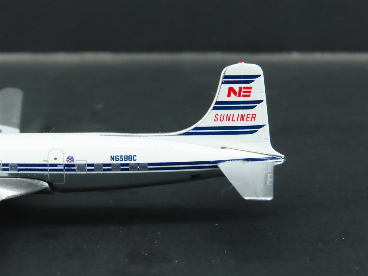 1:400 Aero Classics Die-Cast Northeast Sunliner McDonnell Douglas DC-6B Aircraft