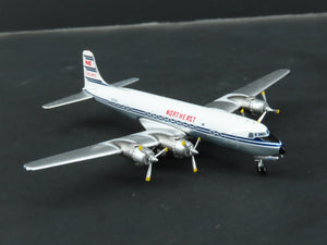 1:400 Aero Classics Die-Cast Northeast Sunliner McDonnell Douglas DC-6B Aircraft