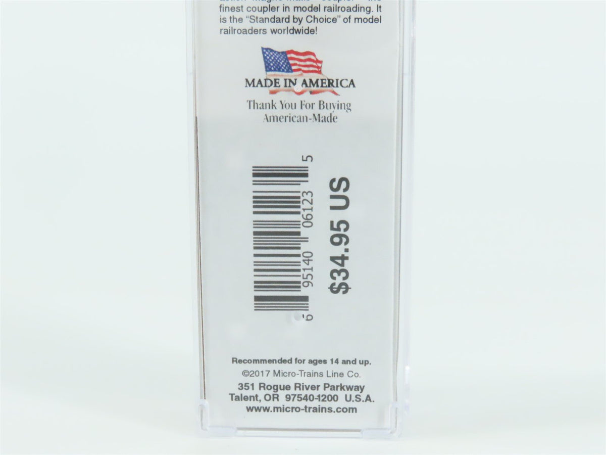 N Scale Micro-Trains MTL 46200060 Royal American Shows 20&#39; Wagon Set 2-Pack