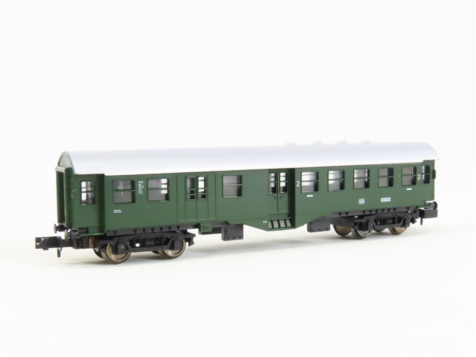 N Scale Arnold 5806 DB German 2nd Class Coach Passenger Car #98110