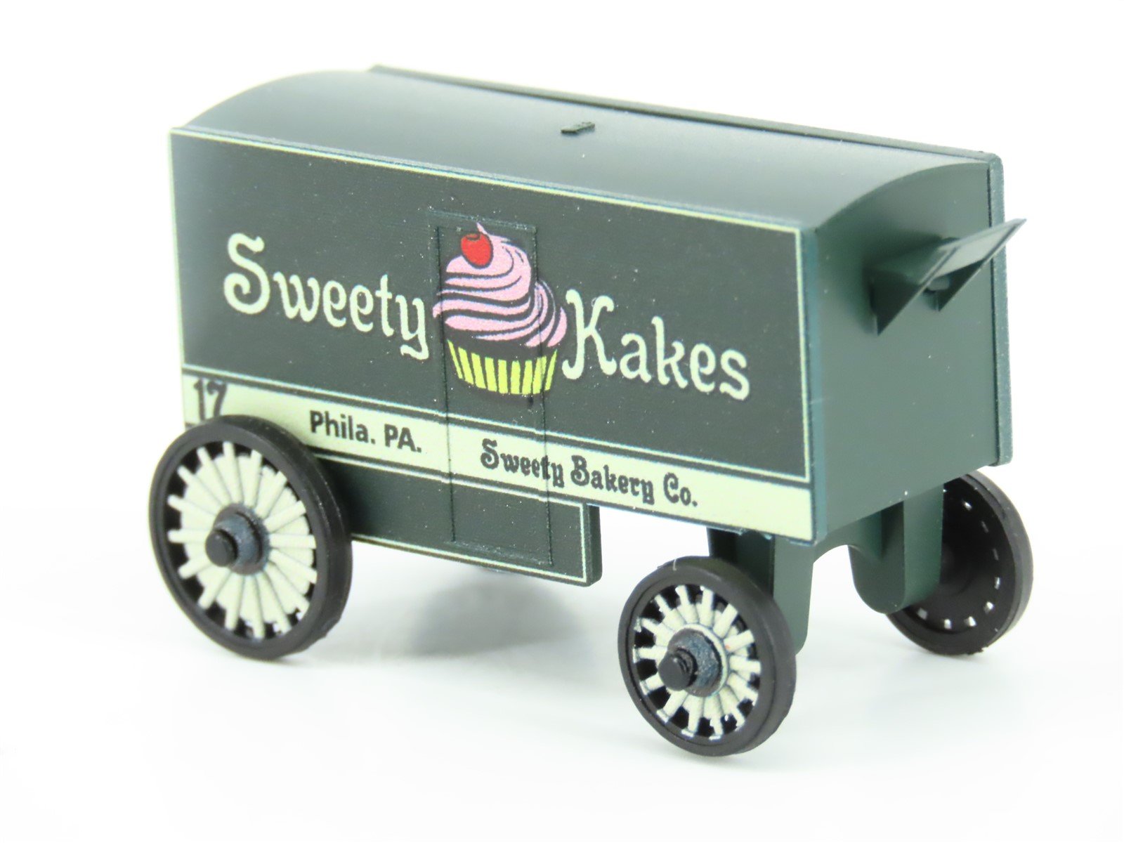 N Micro-Trains MTL 47000229 Dexter's Mother's Bread & Sweety Kakes Wagon 2-Pack