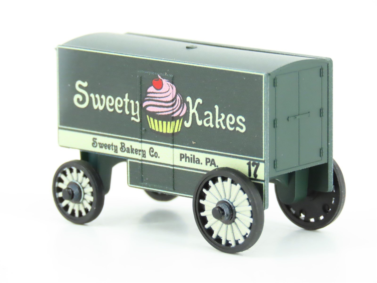 N Micro-Trains MTL 47000229 Dexter's Mother's Bread & Sweety Kakes Wagon 2-Pack