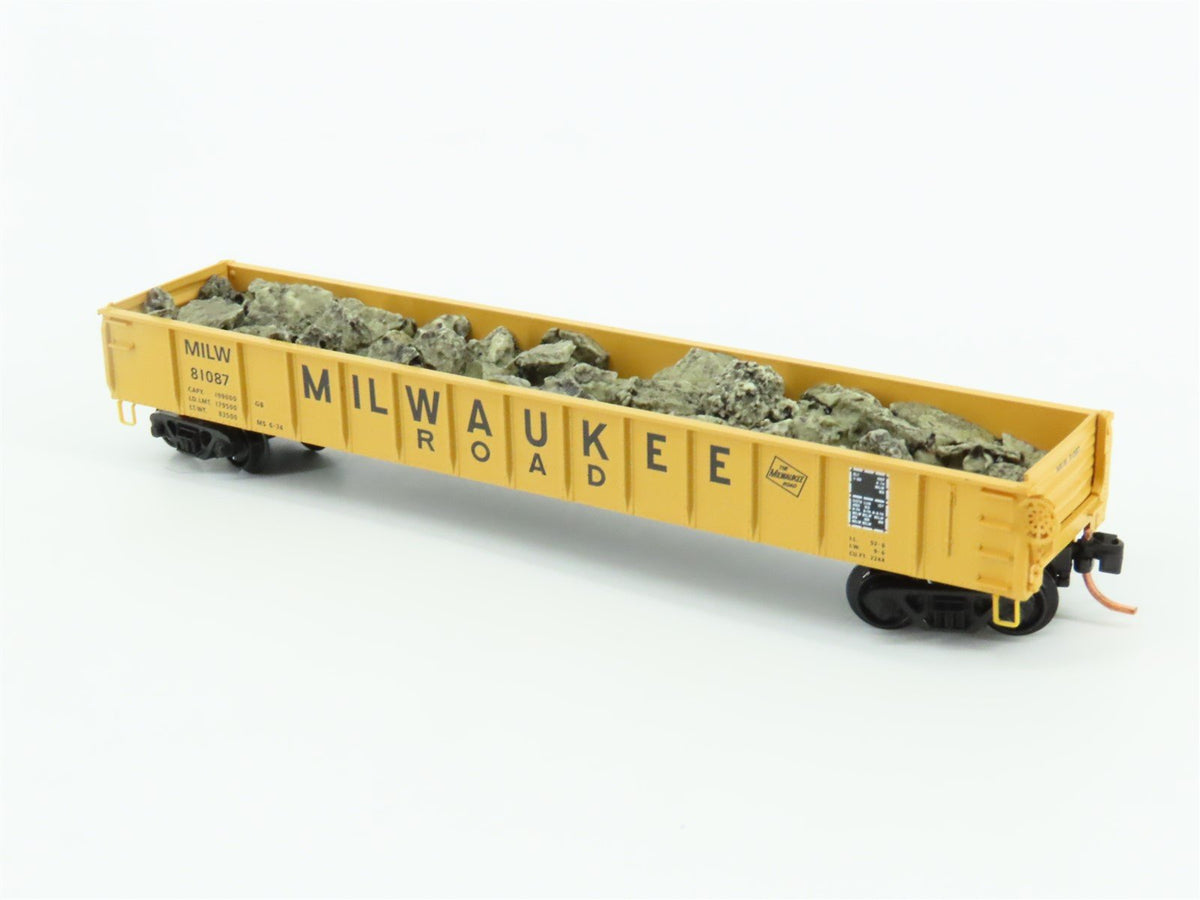 N Micro-Trains MTL 48110.1 MILW Milwaukee Road 50&#39; Gondola w/ Rock Load #81087