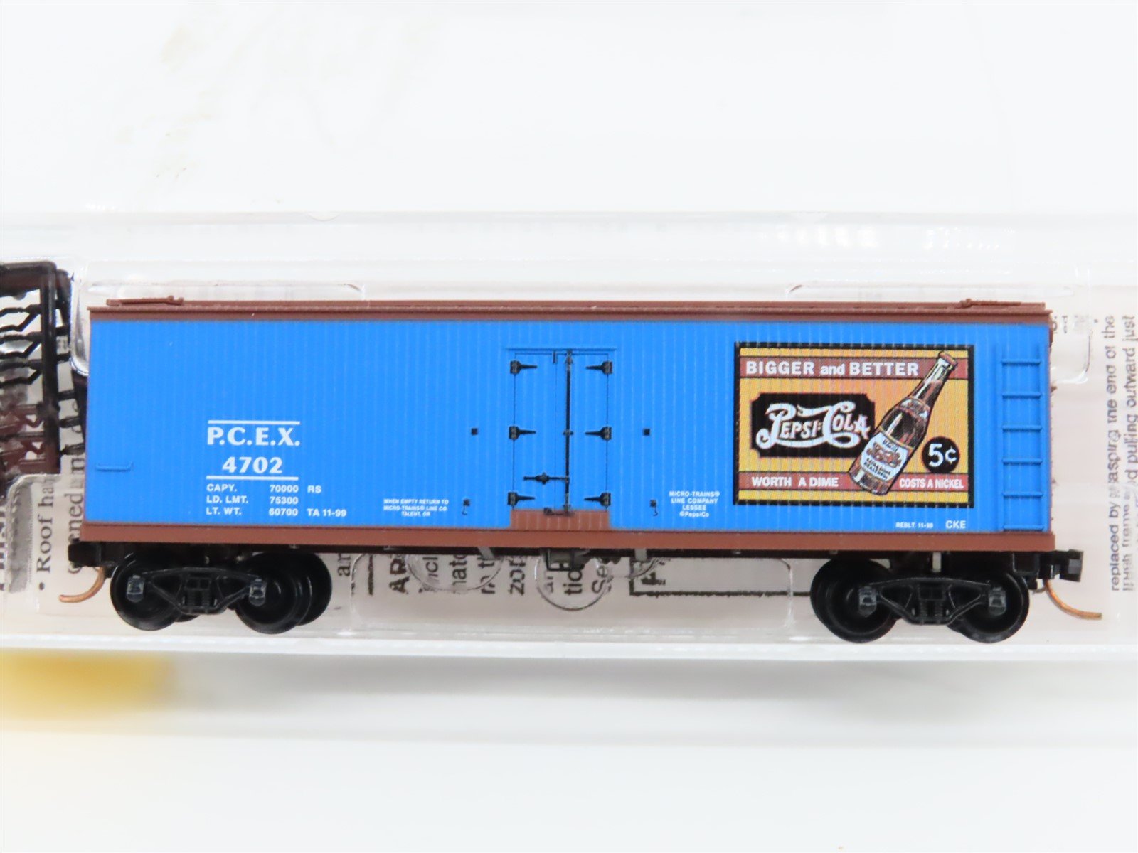 N Scale Micro-Trains MTL 47340 PCEX Pepsi-Cola 40' Wood Reefer #4702