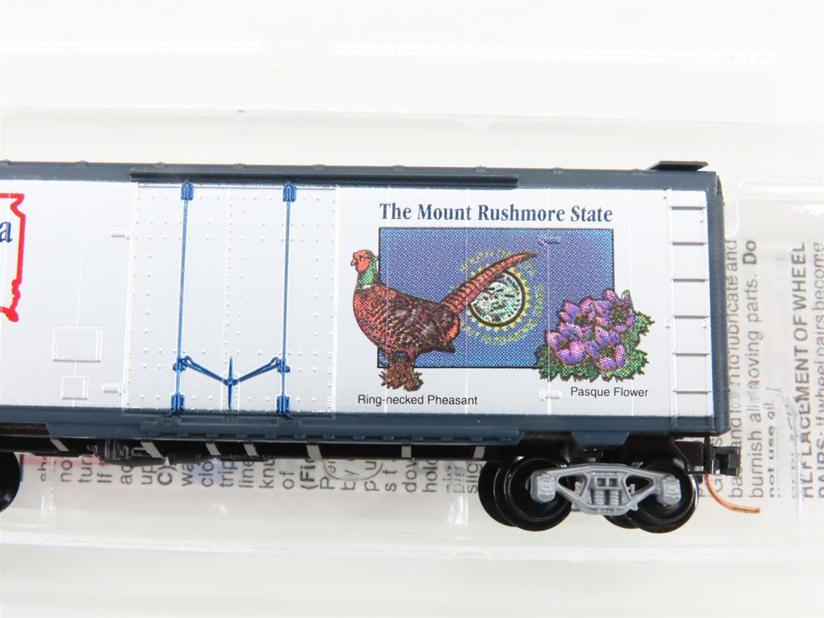 N Scale Micro-Trains MTL 21371 SD South Dakota State 40&#39; Plug Door Box Car #1889