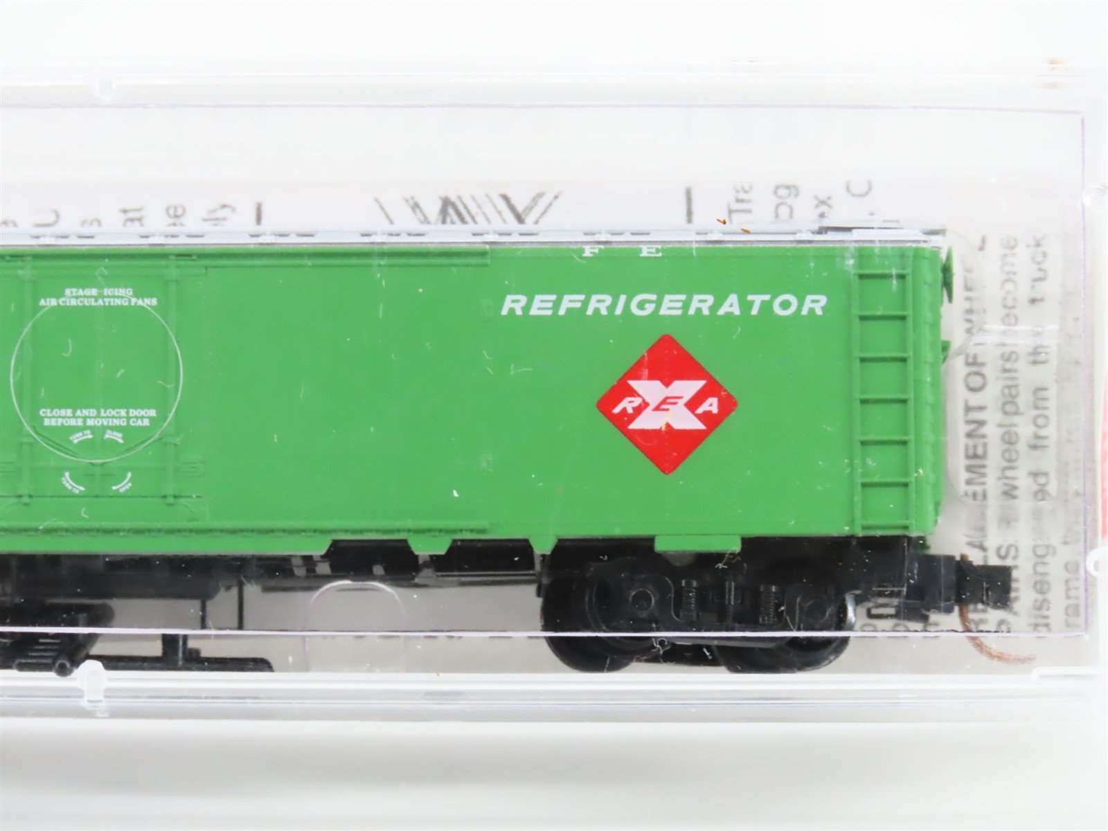 N Scale Micro-Trains MTL 52030 REX Santa Fe REA Express 52' 2