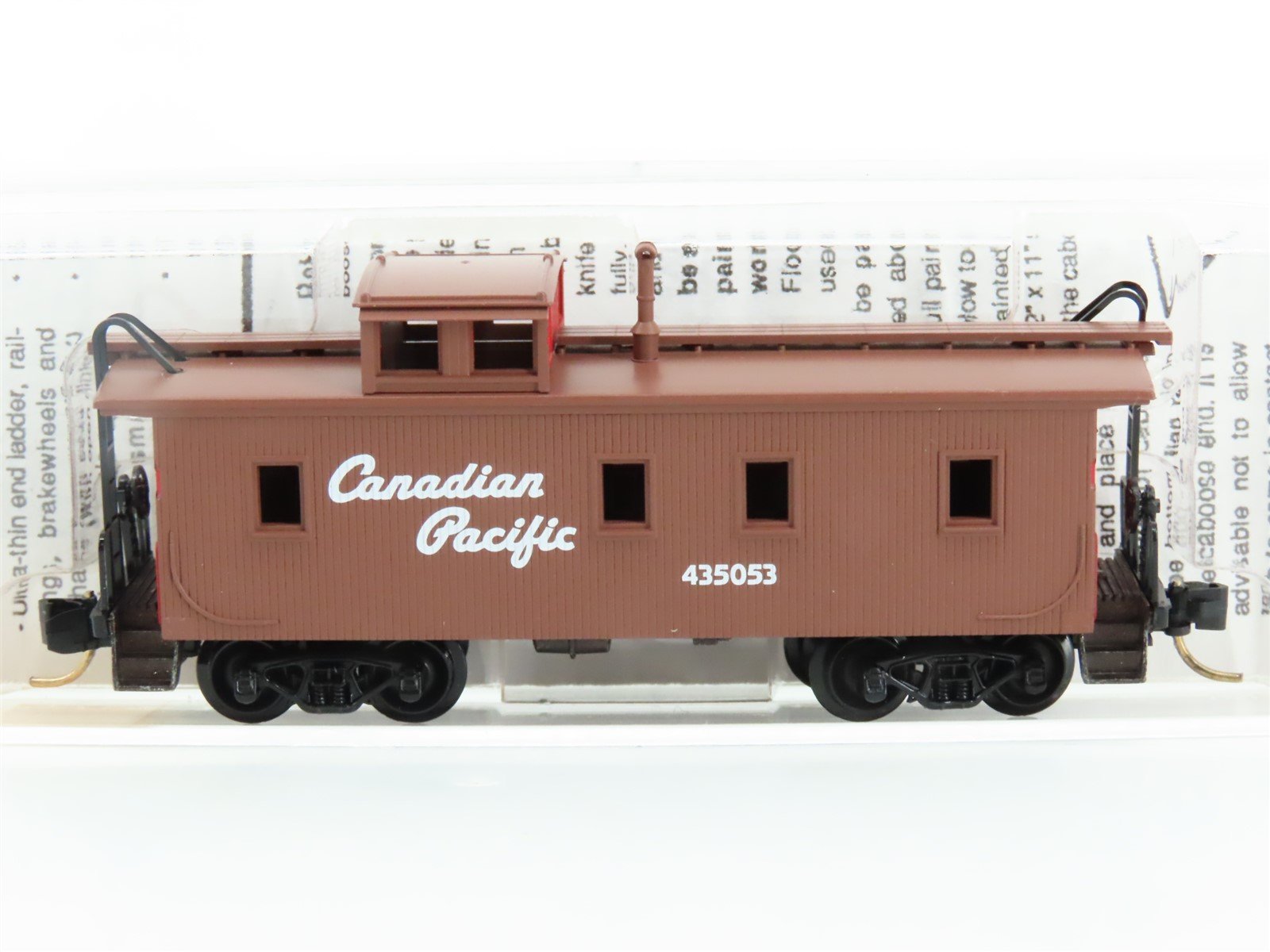 N Micro-Trains MTL 51010 CP Canadian Pacific 34' Wood Sheathed Caboose #435053