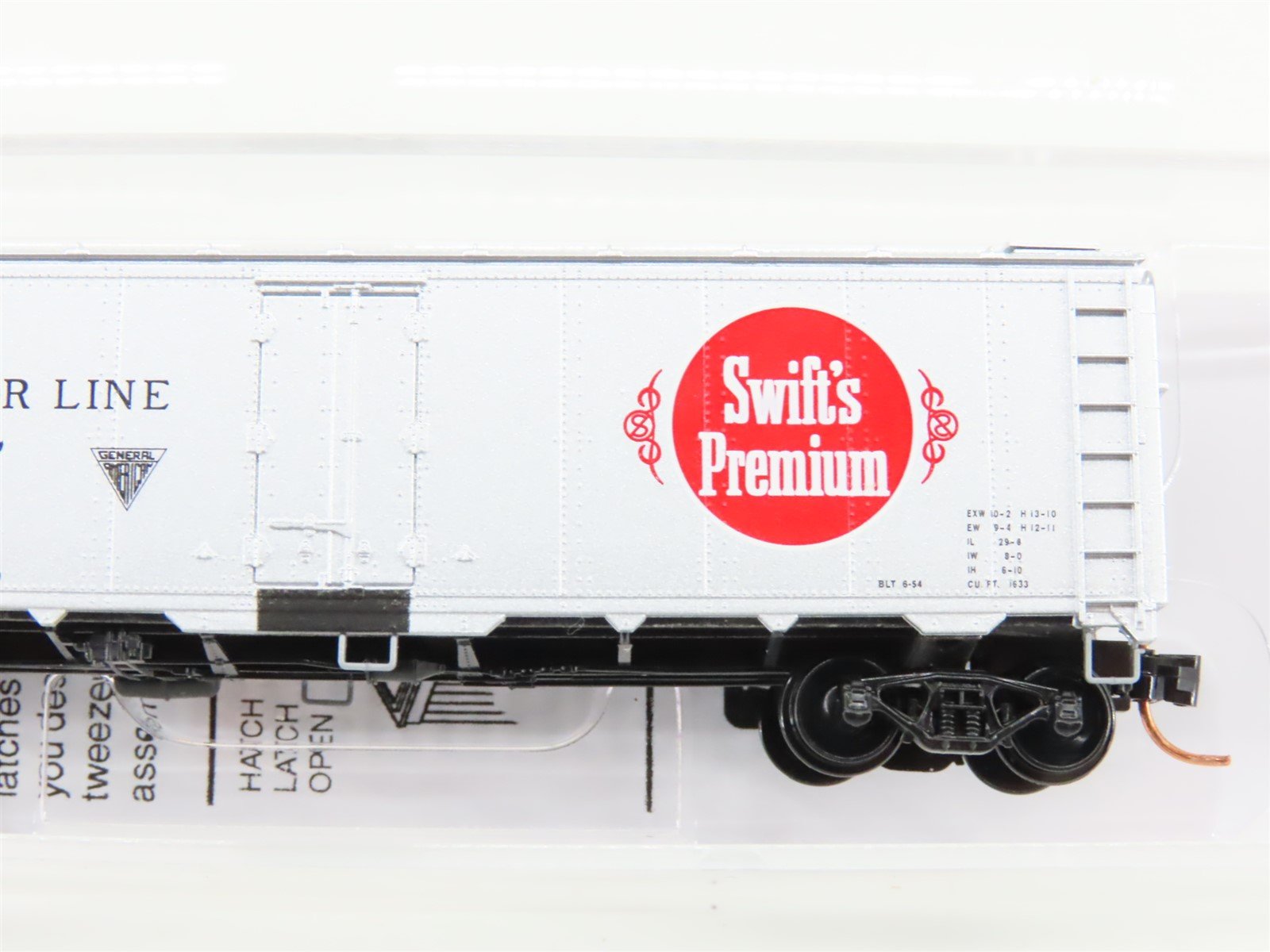 N Scale Micro-Trains MTL 05900150 SRLX Swift's Premium 40' Steel Reefer #15647
