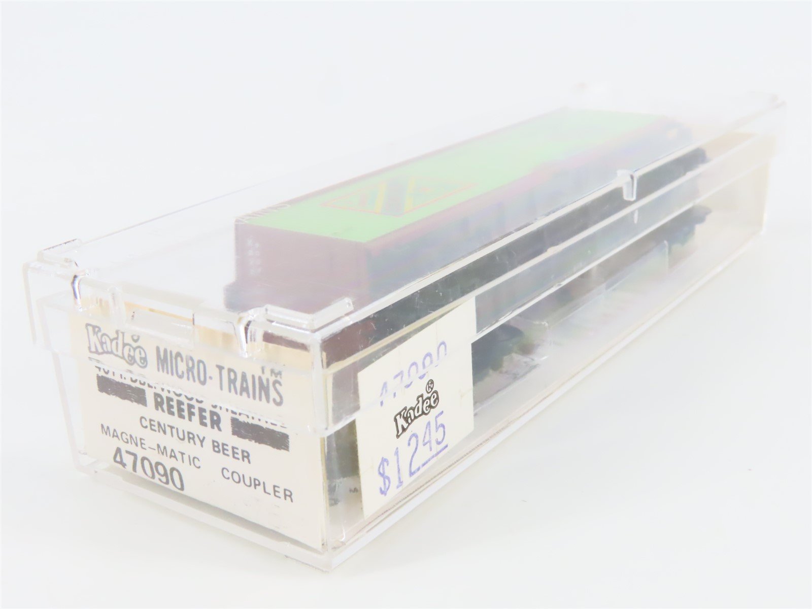 N Scale Kadee Micro-Trains MTL 47090 SNBX Century Beer 40' Wood Reefer #4604