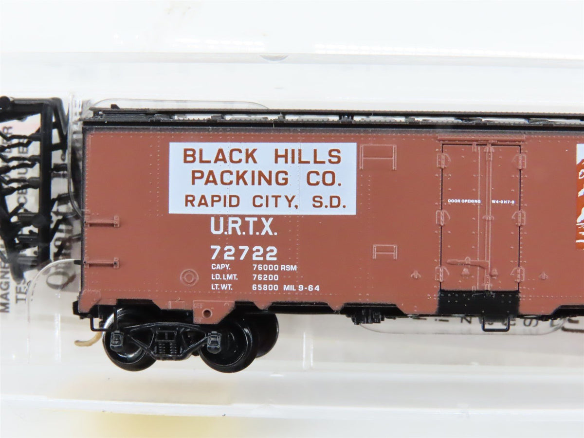 N Scale Micro-Trains MTL 59530 URTX Black Hills Packing Co. 40&#39; Reefer #72722