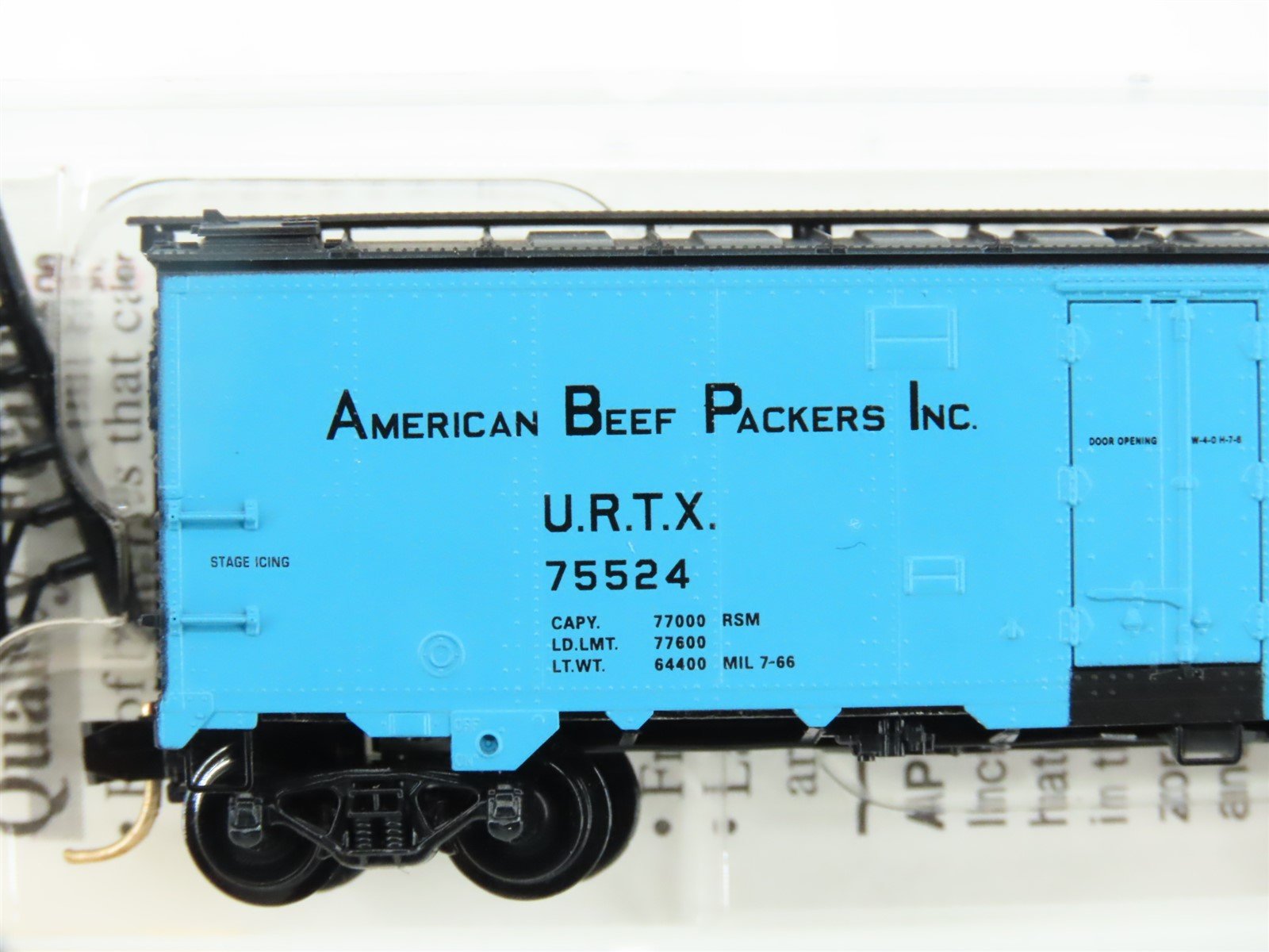 N Micro-Trains MTL #59540 URTX American Beef Packers Inc 40' Ice Reefer #75524