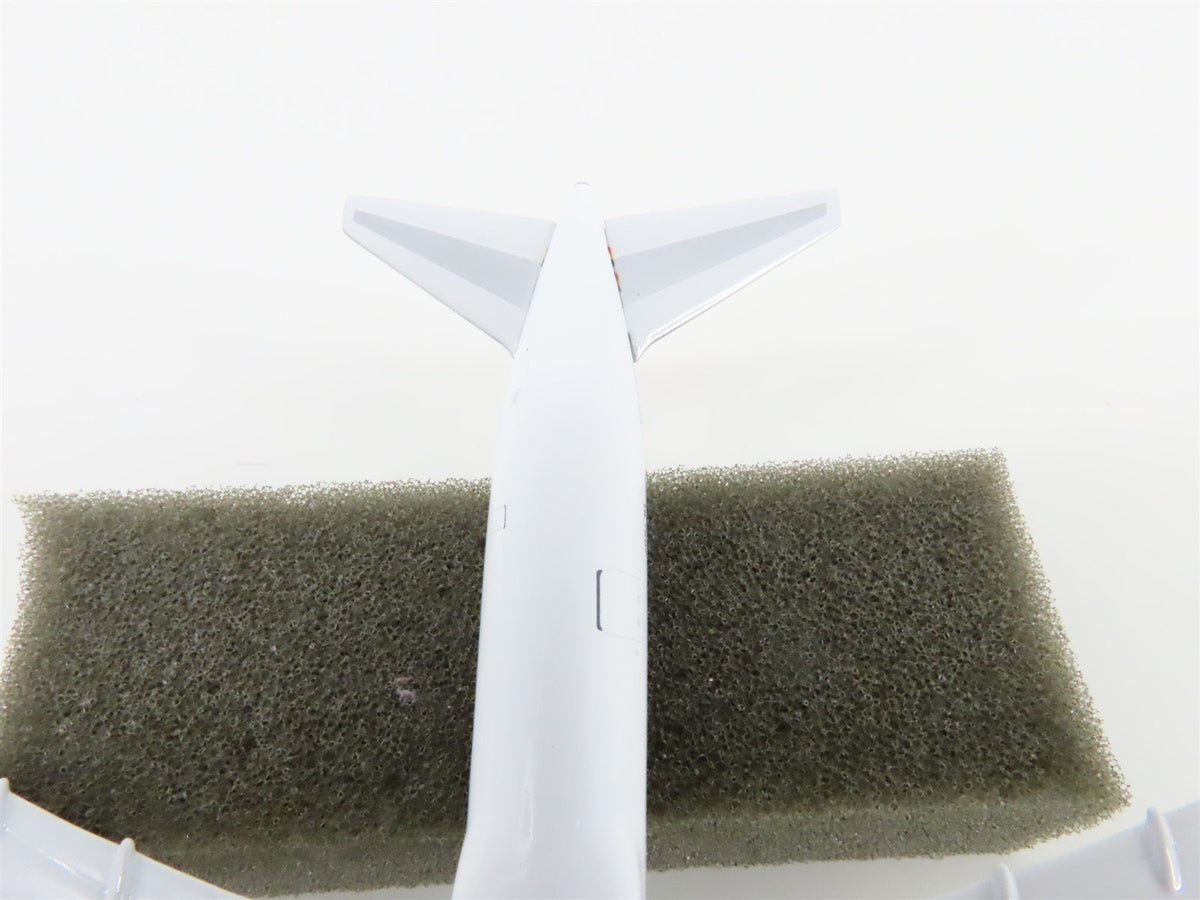 1:400 Scale Aero Classics Die-Cast Asiana Boeing B767-300 Aircraft HL7507