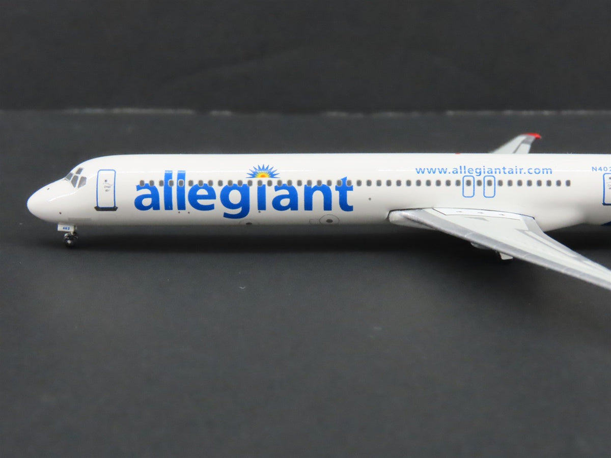 1:400 Gemini Jets GJAAY550H Die-Cast Allegiant McDonnell Douglas MD-82 Aircraft