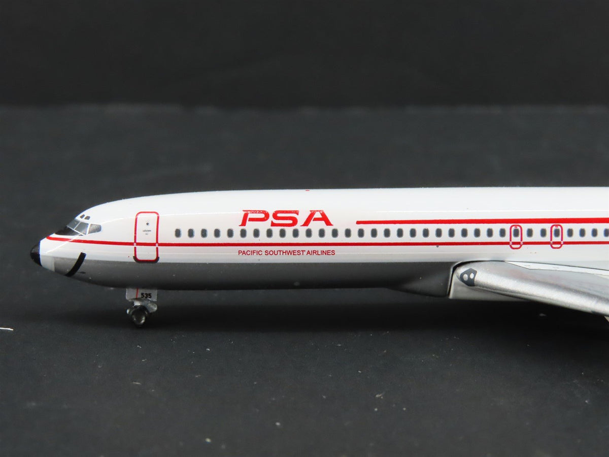 1:400 Gemini Jets PSA Pacific Southwest Airlines &quot;Smile&quot; Boeing 727 Aircraft