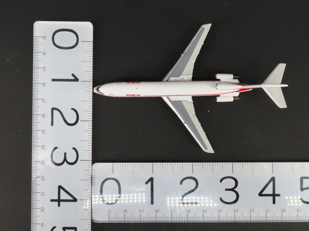 1:400 Gemini Jets PSA Pacific Southwest Airlines &quot;Smile&quot; Boeing 727 Aircraft