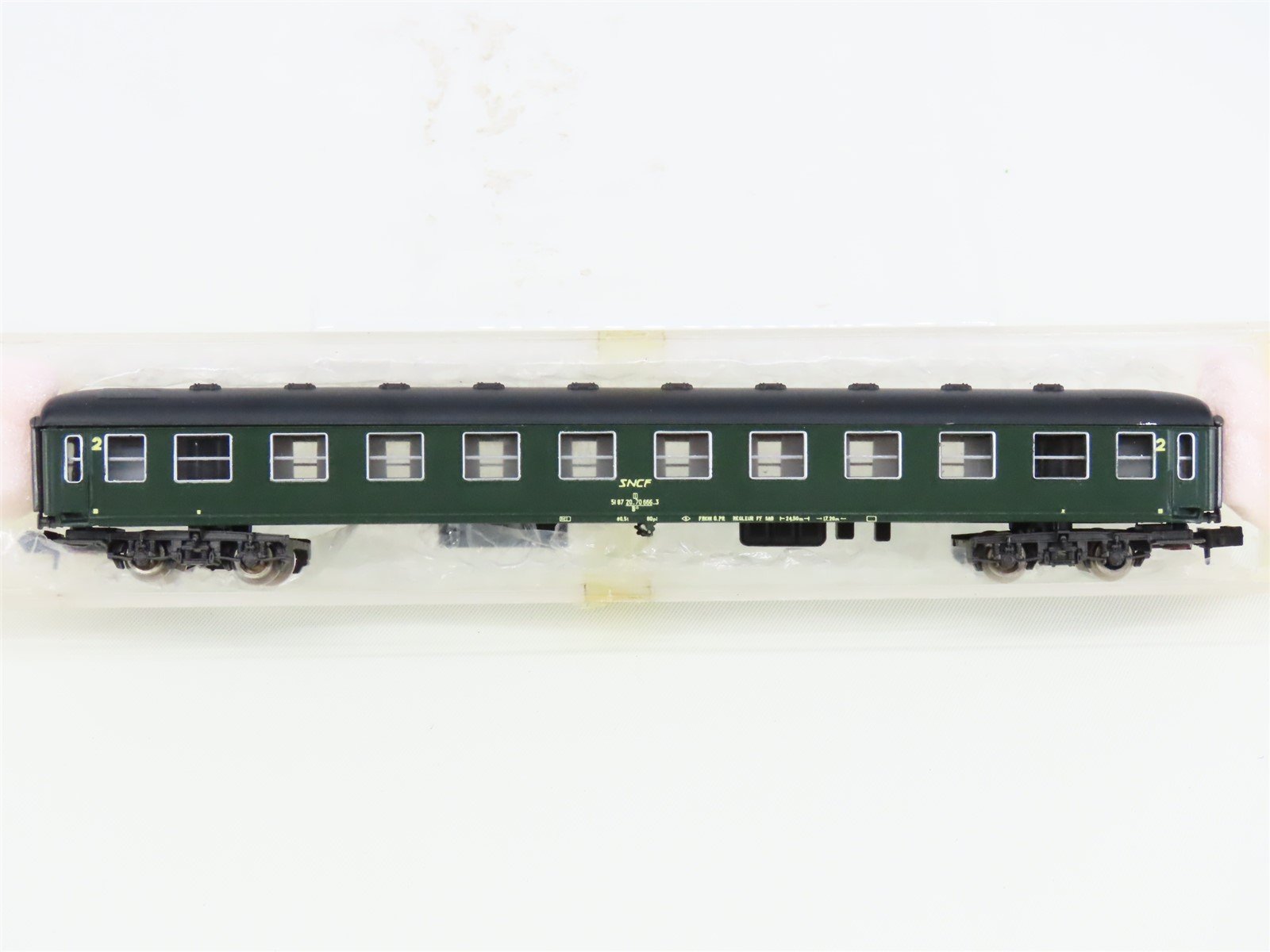 N Scale Atlas/Rivarossi SNCF French 2nd Class Corridor Coach Passenger #666-3