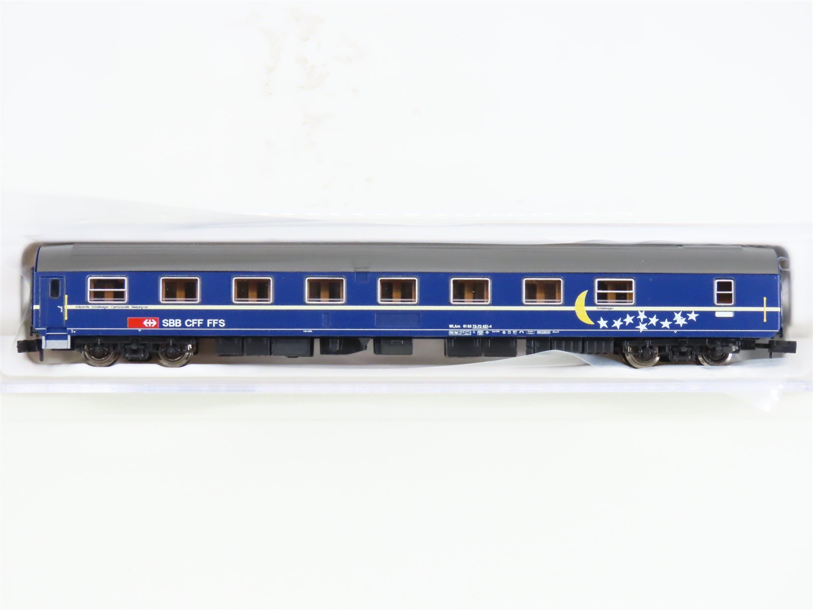 N Scale Fleischmann 860709 SBB CFF FFS Swiss Sleeper Passenger Car #451-4