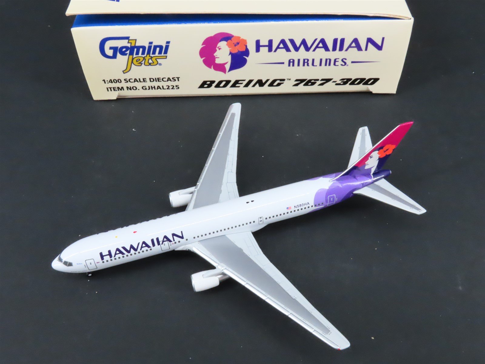 1:400 Gemini Jets GJHAL225 Die-Cast Hawaiian Airlines Boeing 767-300 Aircraft