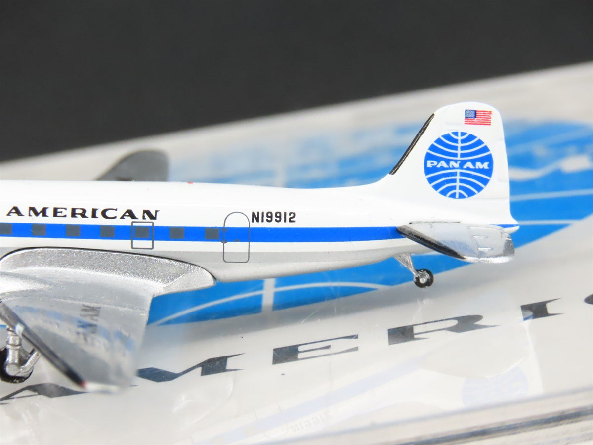 1:400 Aero Classics Die-Cast Pan American McDonnell Douglas DC-3 Aircraft N19912