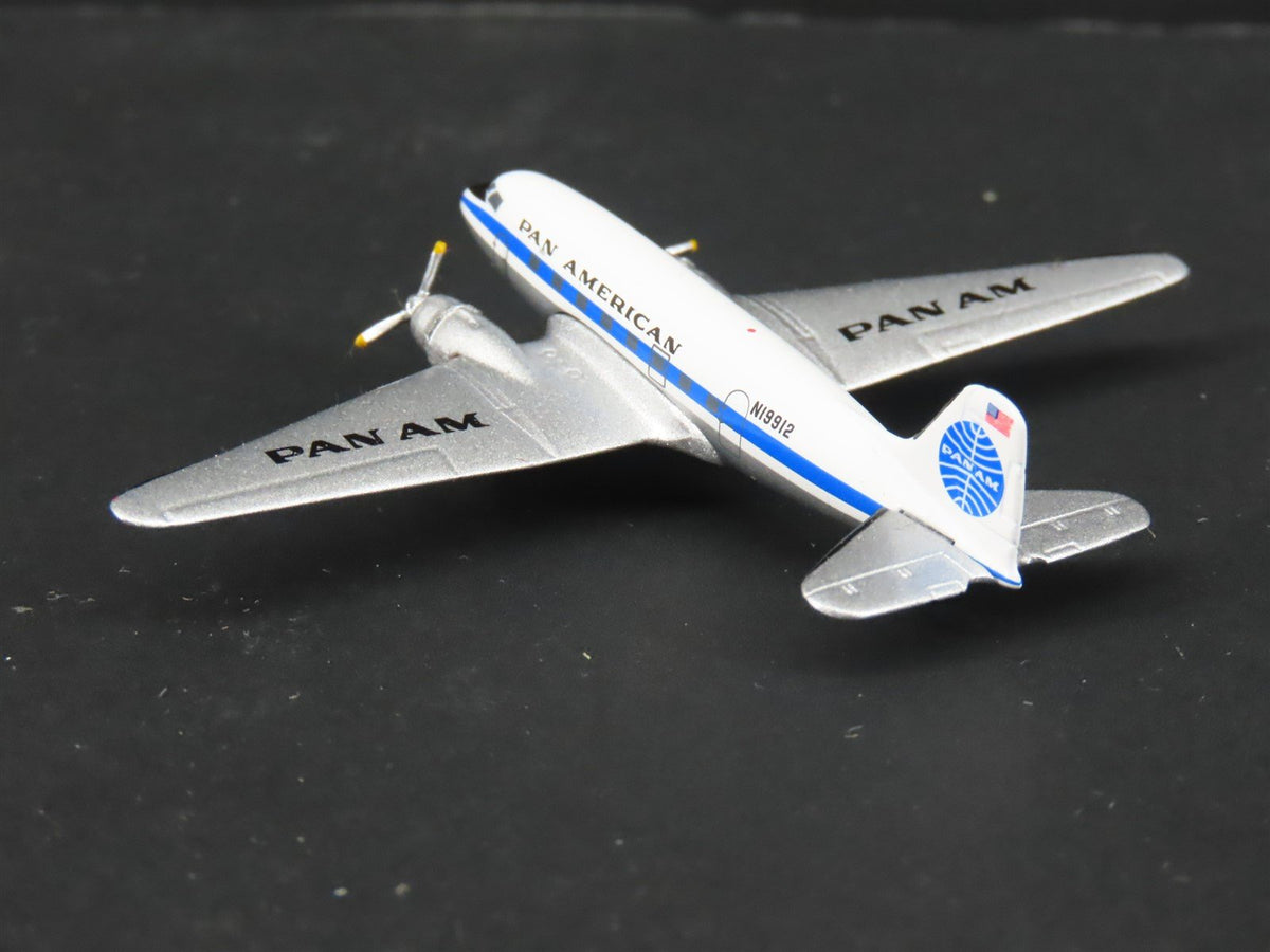 1:400 Aero Classics Die-Cast Pan American McDonnell Douglas DC-3 Aircraft N19912