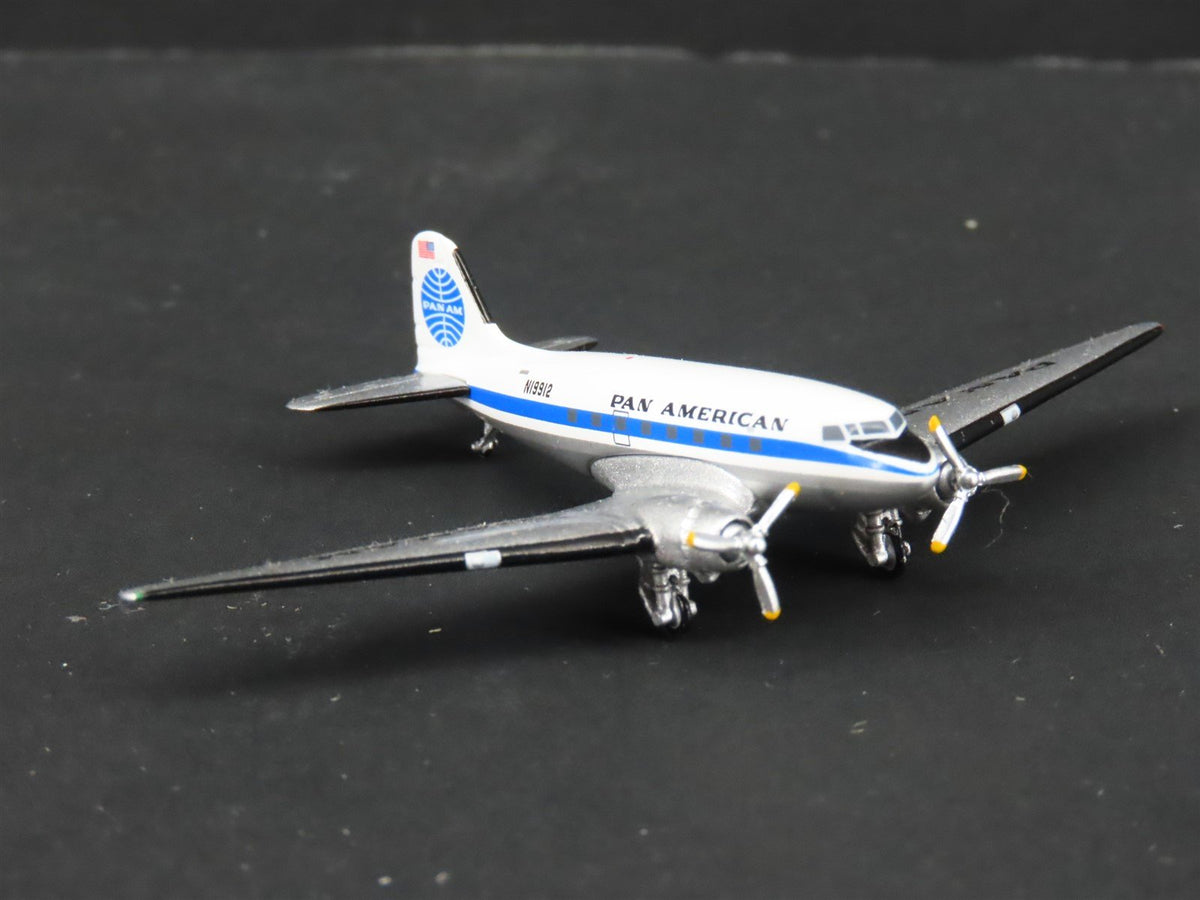 1:400 Aero Classics Die-Cast Pan American McDonnell Douglas DC-3 Aircraft N19912