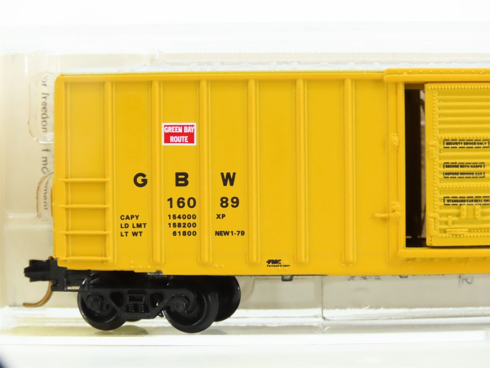 N Scale Kadee Micro-Trains MTL 25230 GBW Green Bay Route 50' Box Car #16089