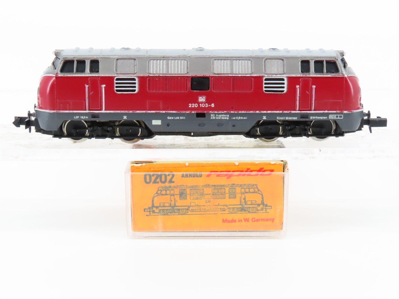 N Scale Arnold 0202 DB Deutsche Bahn BR 220 Diesel Locomotive #103-6