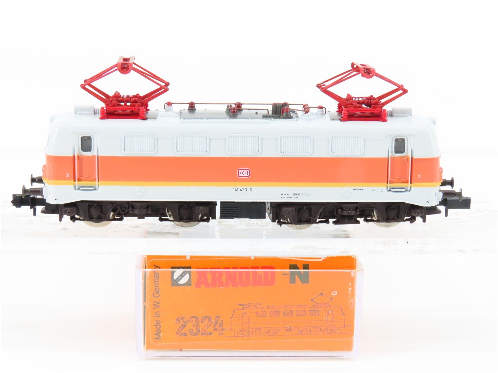 N Scale Arnold 2324 DB Deutsche Bahn BR 141 Electric Loco #439-0