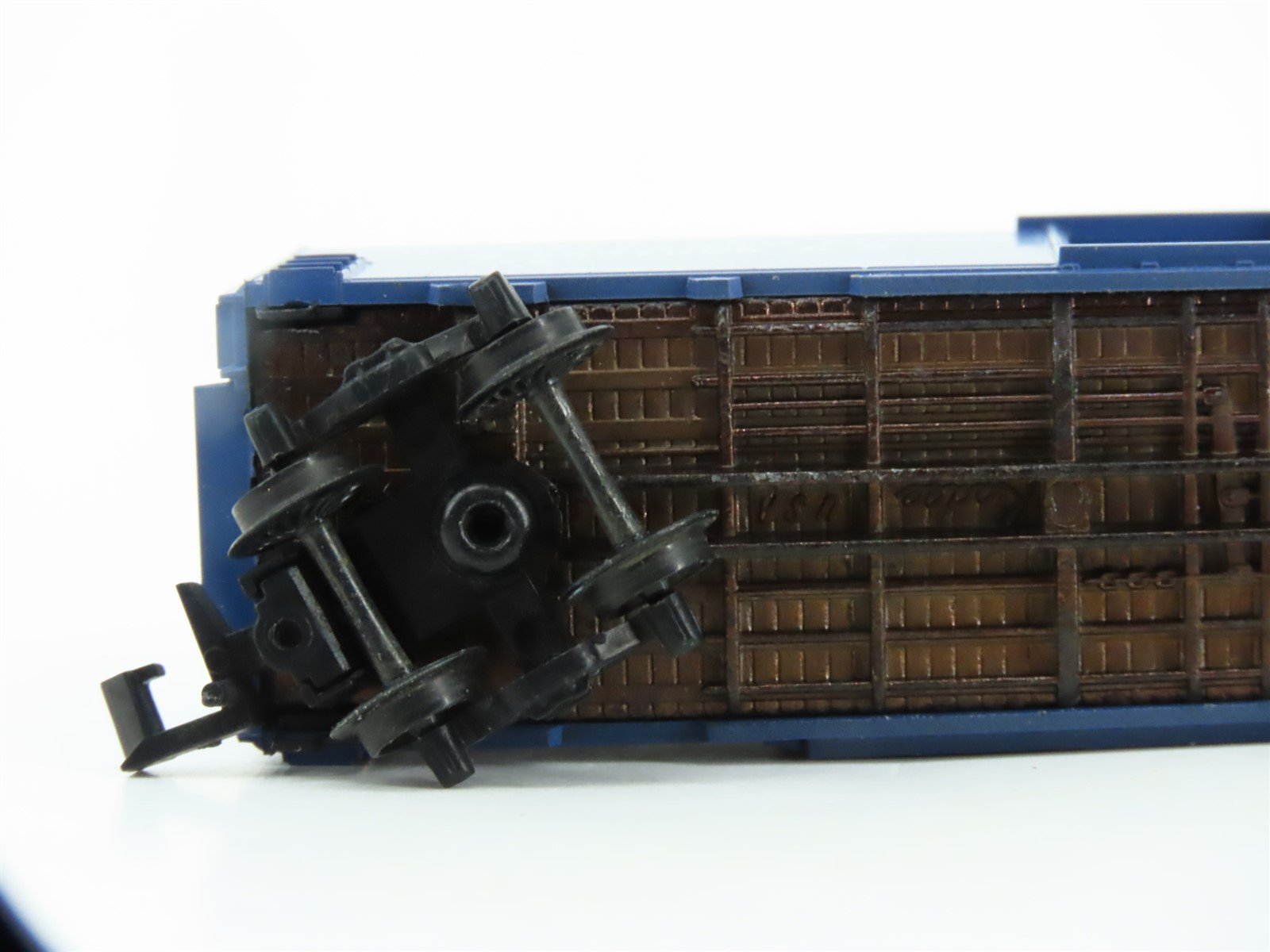 N Scale Kadee Micro-Trains MTL 24081 LNAC 40' Single Door Box Car #144