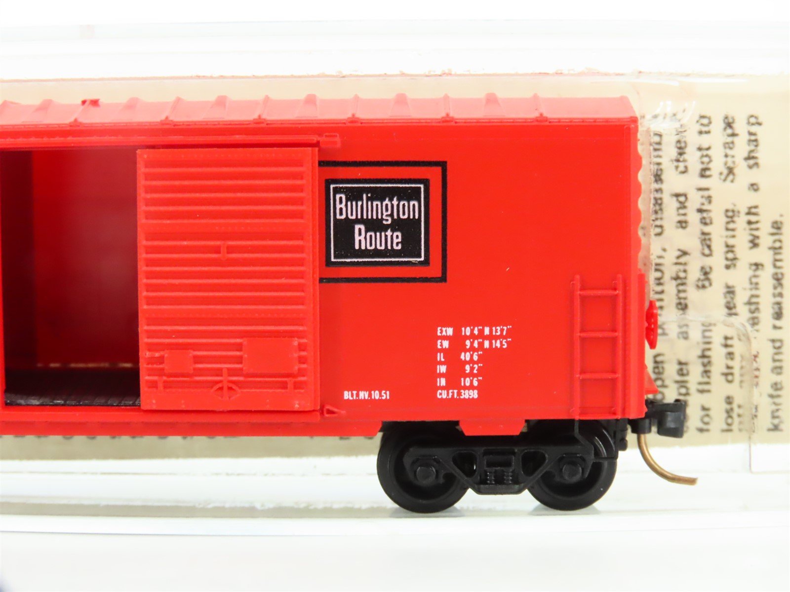N Scale Kadee Micro-Trains MTL 24090 CB&Q Burlington Route 40' Boxcar #39244