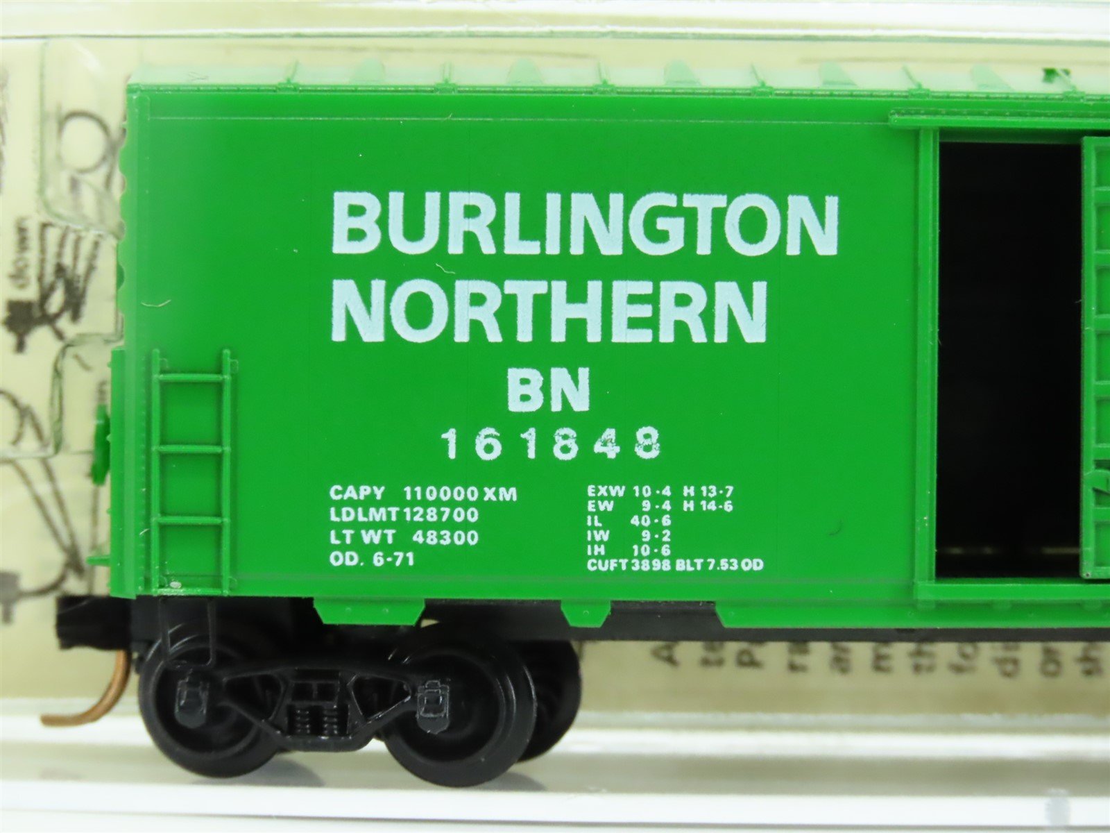 N Scale Kadee Micro-Trains MTL 24040 BN Burlington Northern 40' Boxcar #161848