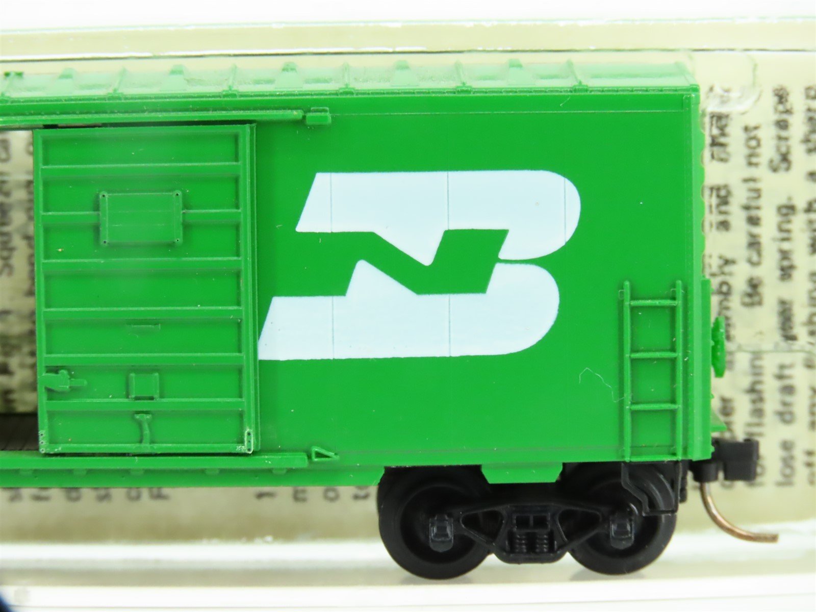 N Scale Kadee Micro-Trains MTL 24040 BN Burlington Northern 40' Boxcar #161848